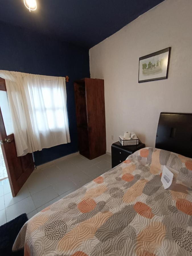 Casa Petirrojo - Habitaciones En Pátzcuaro المظهر الخارجي الصورة