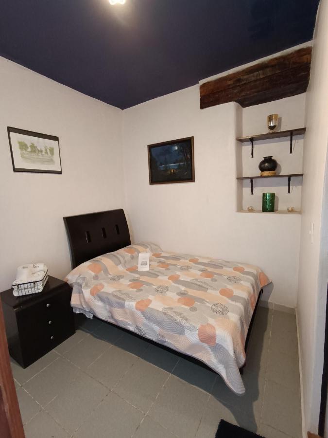 Casa Petirrojo - Habitaciones En Pátzcuaro المظهر الخارجي الصورة