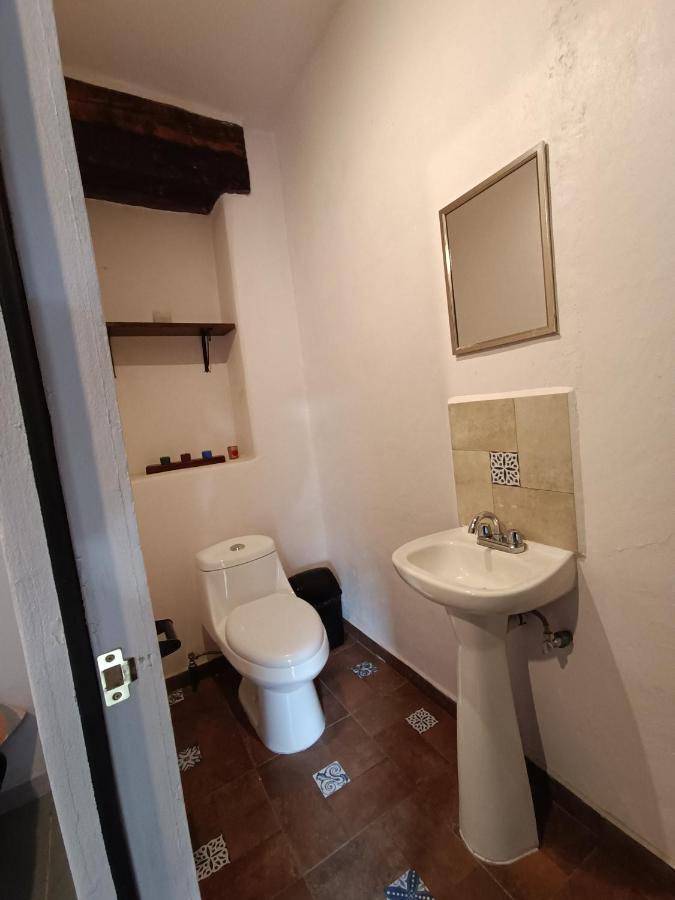 Casa Petirrojo - Habitaciones En Pátzcuaro المظهر الخارجي الصورة