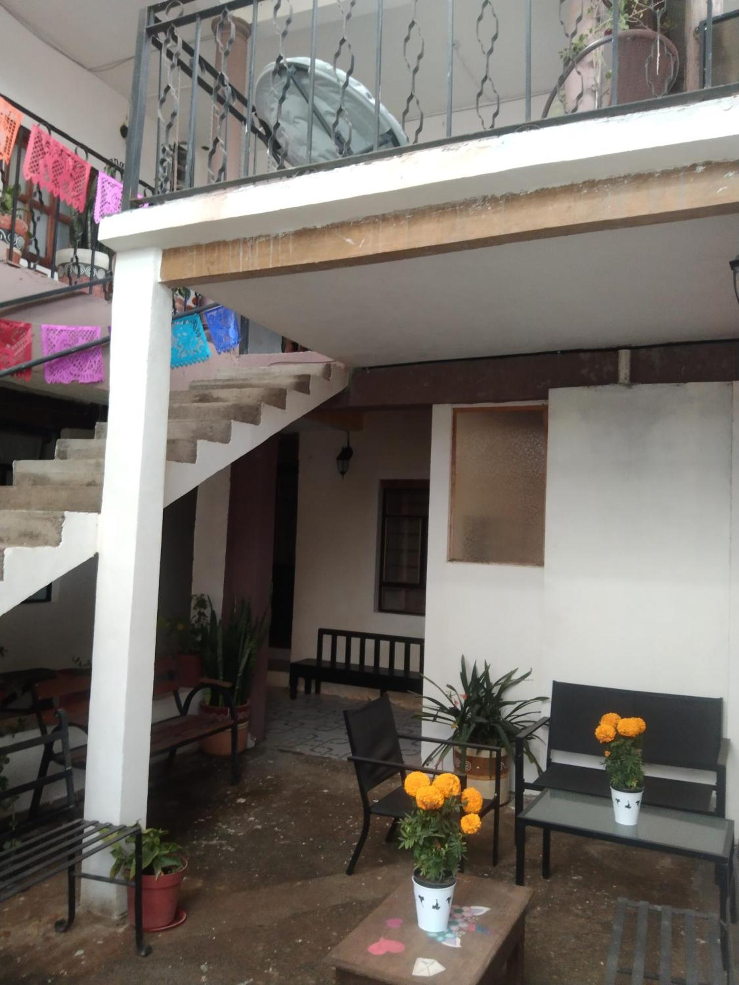 Casa Petirrojo - Habitaciones En Pátzcuaro المظهر الخارجي الصورة